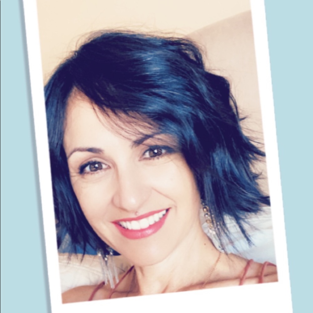 Meet your Posher, Raquel